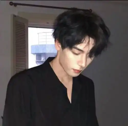 男生头像韩系美男高质量头像
