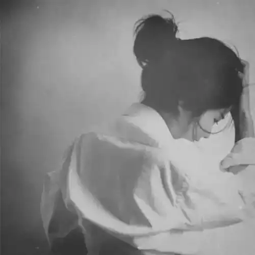 黑色系微信男生女生头像
