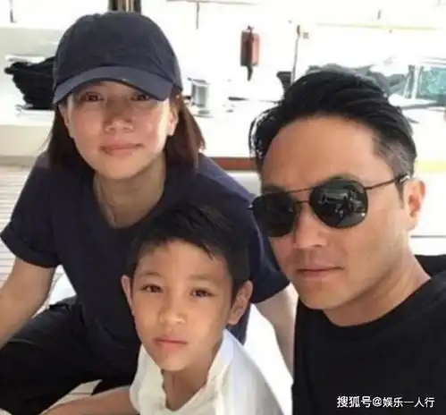 混血星二代哪家强躲过李小璐女儿,看到杨颖儿子正脸国民婆婆非你莫属
