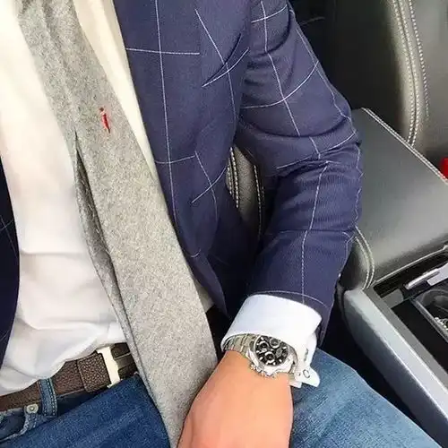 穿正装的男人才是世界上最毒的药
