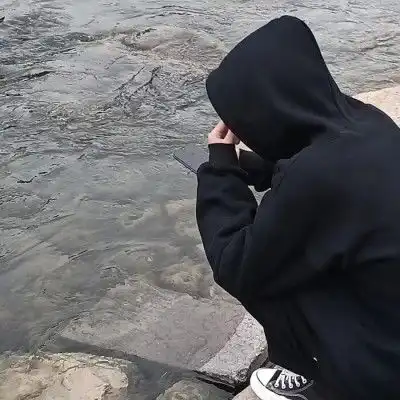 男生头像专一一点
