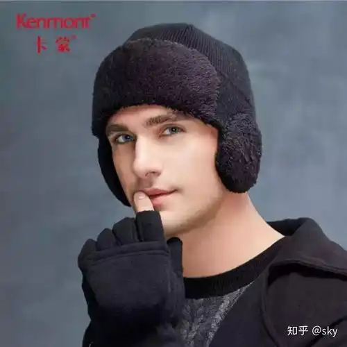 50岁出头男人帽子推荐.拿到人生第一笔奖学金,想送爸爸一高档点的帽子.爸爸谢顶理了光头平时喜欢戴帽子
