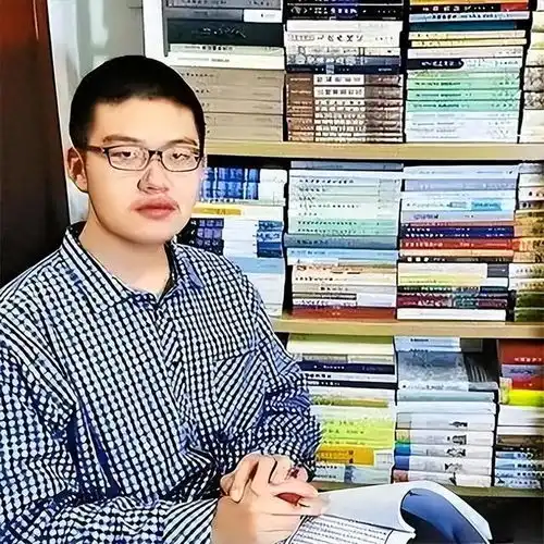 天才少年林嘉文,16岁出书却在18岁跳楼自尽,遗言请给予我尊重
