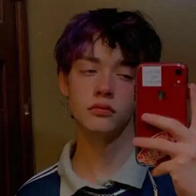 清纯可爱的欧美风高颜值头像合集谁都不容易学会体谅他人
