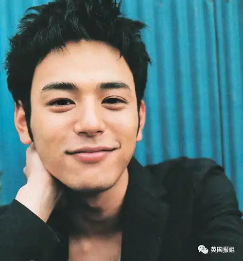 颜值惊艳亚洲,哭戏震撼日本,他可弯可直,男人女人都爱他buki
