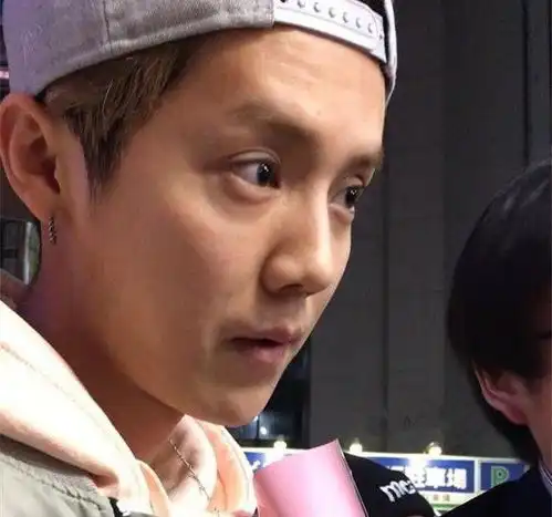 男星卸妆什么样鹿晗不敢认,杨洋最帅,他像路人
