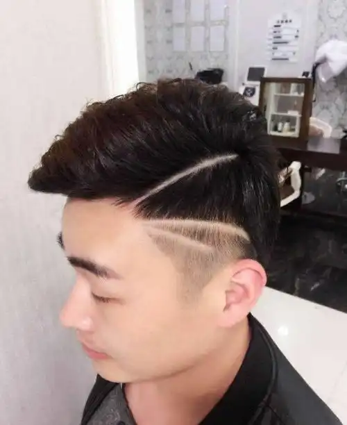 与众不同男生发型设计,雕刻发型是主流
