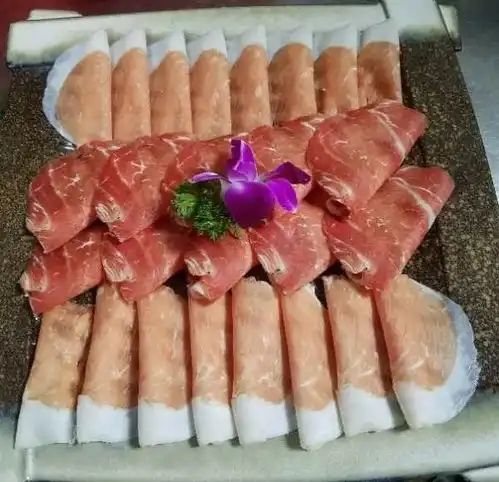 天天排队的小龙坎老火锅江门店
