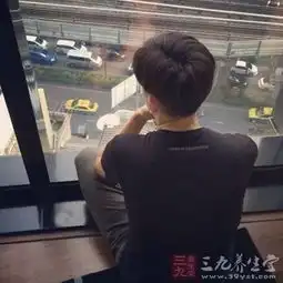 头屑多怎么办干净男士必须解决这个问题
