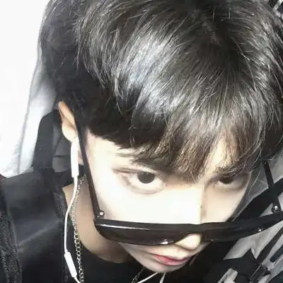 真人暖男超帅头像个性禁欲系暖男头像
