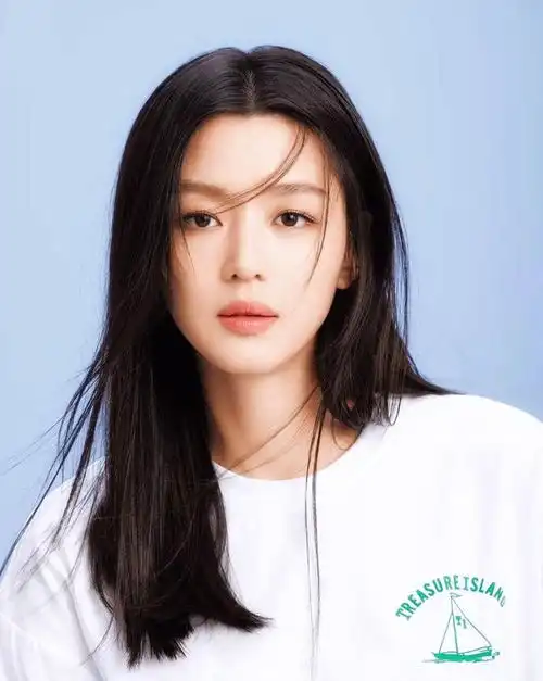 全智贤被全面抵制新剧被指辱华,这一次,没有谁能救得了她
