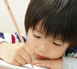 孩子写作业老磨蹭,告诉你原因和解决方法
