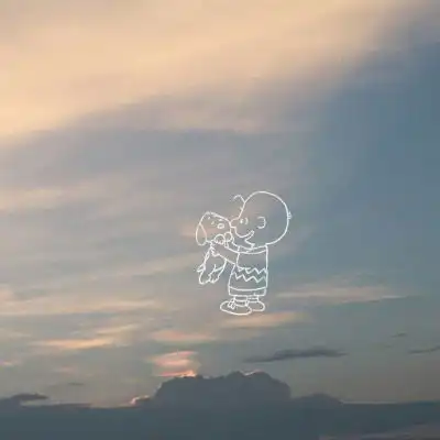 真实风景图片和卡通人物合图
