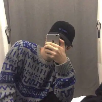 时尚帅气的手机控的男生头像有qq男生头像我要个性网
