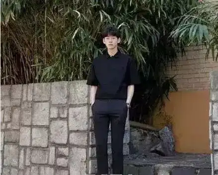 男生腿粗怎么穿才能显腿细,显高就有型
