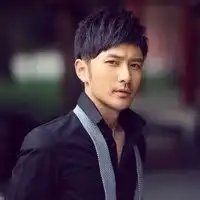 成熟男人图片生活照微信头像图片大全
