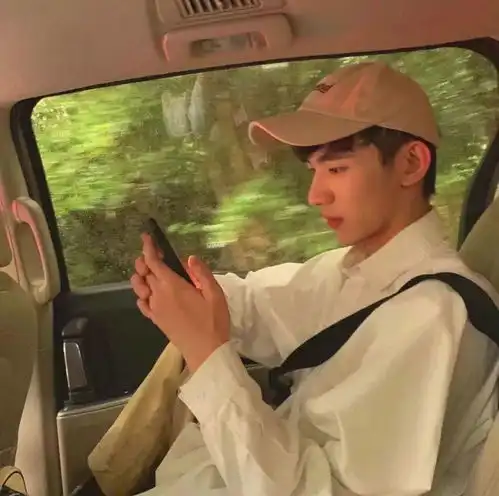 这么好看的微信头像赶紧换上
