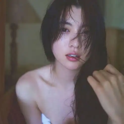 周董说好不哭女主角三吉彩花全世界都讨论她
