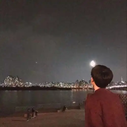 你就不要想起我
