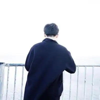 自由体伤感小诗未了情
