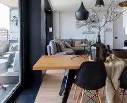继承者们中最时髦当属金叹妈
