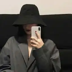 ai男头像白头发帽子