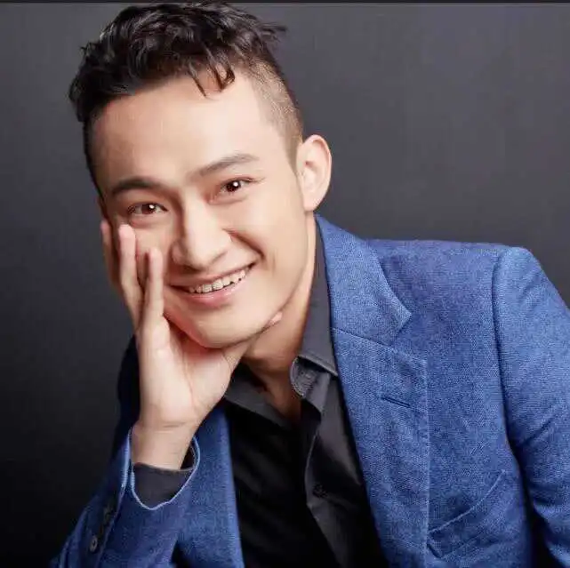 搜狗王小川疑似回应90后币圈大佬与巴菲特的饭局风波什么叫成功什么叫骗子
