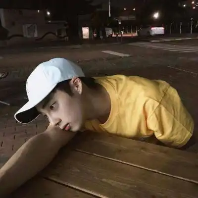 清新头像男真人文艺范2020好看的气质阳光男生头像

