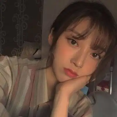 失恋的头像女生伤心图片适合失恋的人的头像
