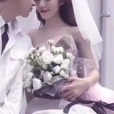 男朋友打王者时,还回你这3条qq,恭喜丫头,遇上你的至尊宝了女生
