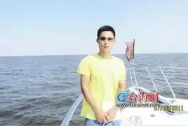 24岁水手因救落水者溺亡同事烈日下守遗体4小时
