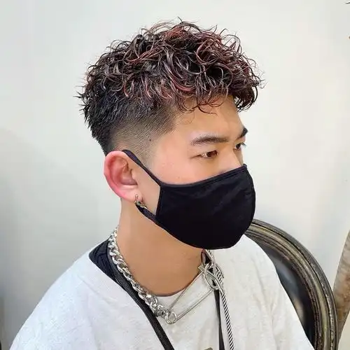 14款最适合年轻男士的发型,有烫发有染发人气很旺,想不帅都难
