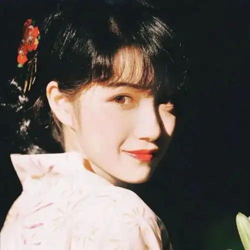 9.25港风系列男女头像
