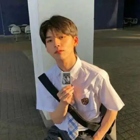 男生微信头像社会,超拽璀璨得耀眼无比
