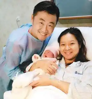 网球名将当妈也难捱,李娜亲手打破丈夫滤镜好男人变撒手掌柜
