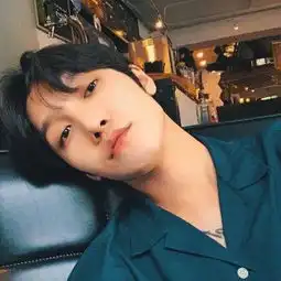 颓废个性男生高清系列大图喝不醉
