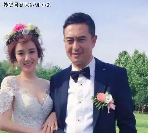 胡歌带不动,张嘉译捧不红,32岁吻过众多男神,这次遇上了倪大红
