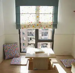 清新飘窗地台图片
