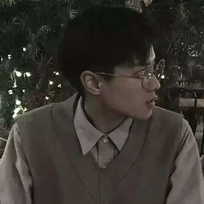 伤感冷漠头像男生图片qq头像男生冷漠孤傲图片
