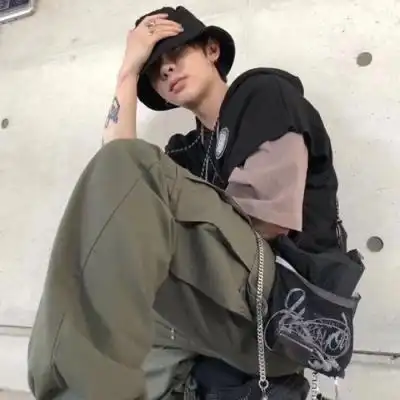 微信男生霸气冷酷头像
