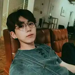 这人是谁有人知道吗
