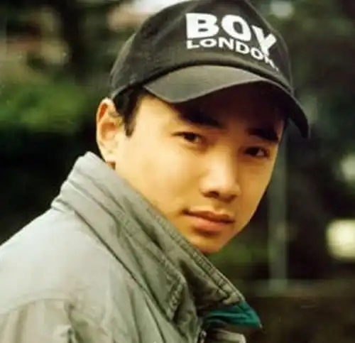 现在嫌他丑,当初追成狗沈腾不算啥,徐峥最让人刮目相看
