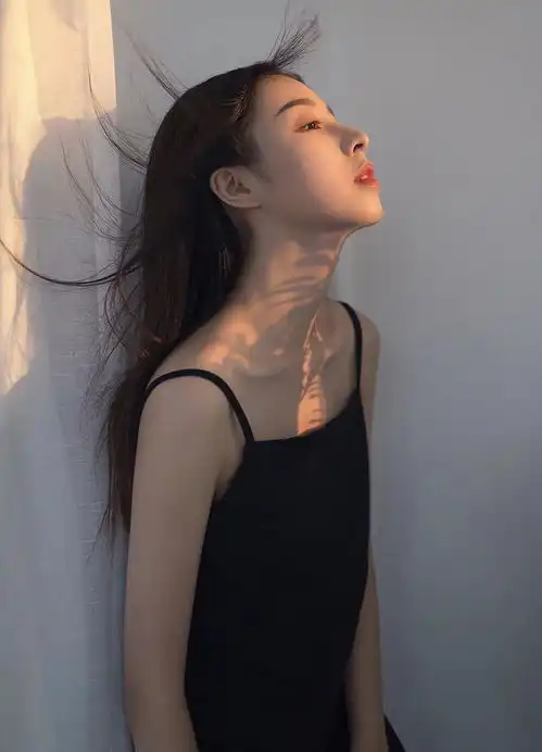 坏男人教你四招幽默大法追女生,让女生睡觉都梦到你
