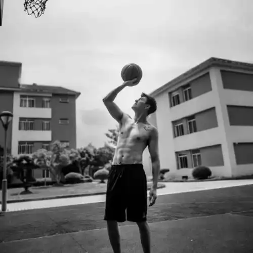 陈伟霆头像壁纸
