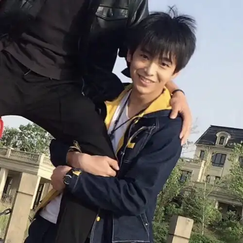 朋友们,一定不要胖
