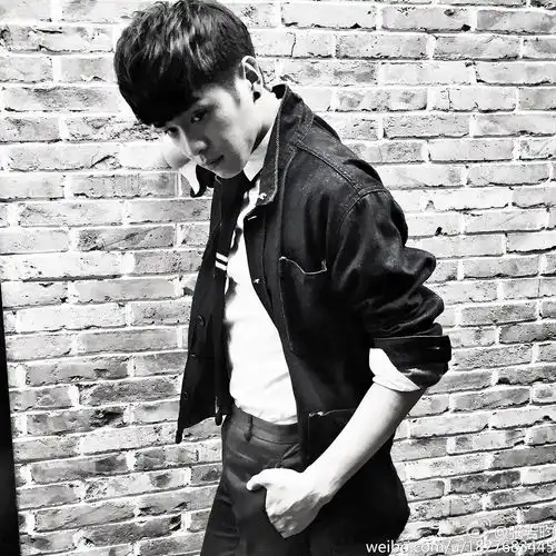 张若昀ruoyunzhang图片
