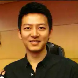 这个男的帅吗说实话
