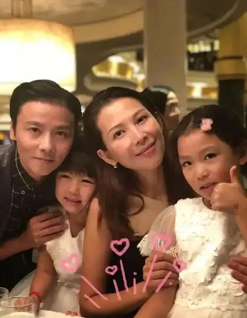 被表白三次,求婚两次,生下两女一男,美人终于有归宿
