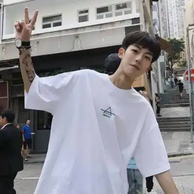 星座情感巨蟹男男生真正爱你的话会有哪些表现
