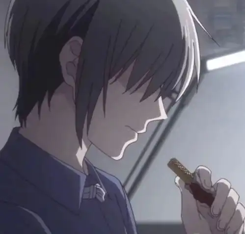 头像高冷帅气男生动漫头像
